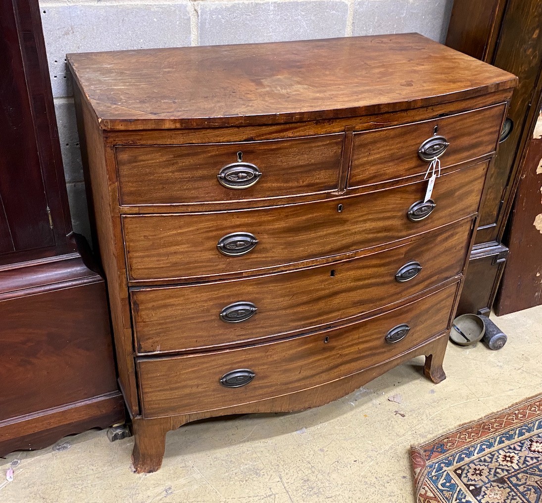 A Regency mahogany bowfront chest, width 103cm, depth 52cm, height 102cm